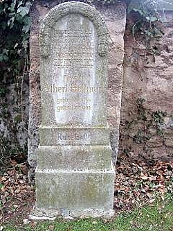 Grabstein des Albert Hellmann